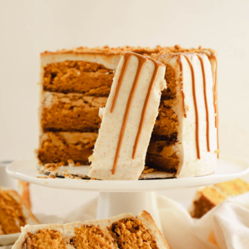 Pumpkin Biscoff Cake