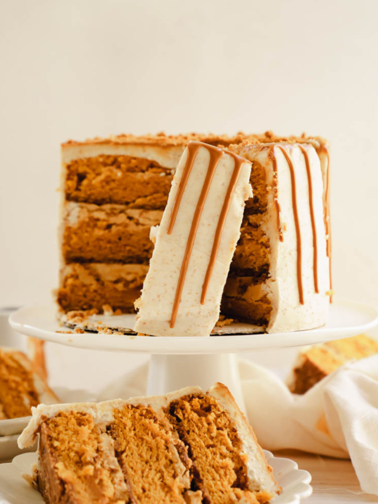 Pumpkin Biscoff Cake