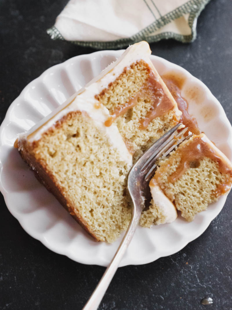 Chai Caramel Cake