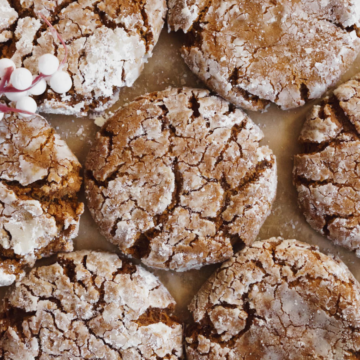 Gingerbread Crinkle Cookies