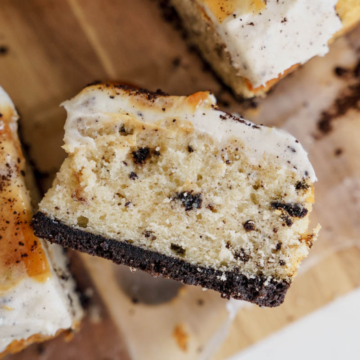 OREO CARAMEL CAKE