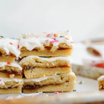 Strawberry Pop Tart Blondies