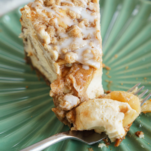 apple crisp cheesecake