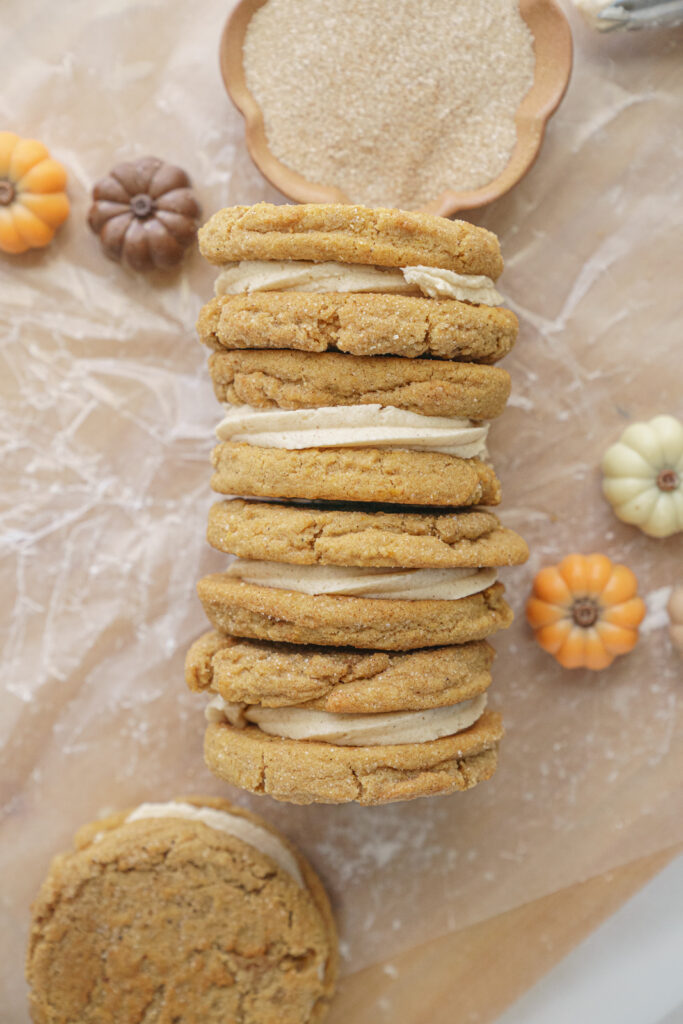 pumpkin sandwich cookie