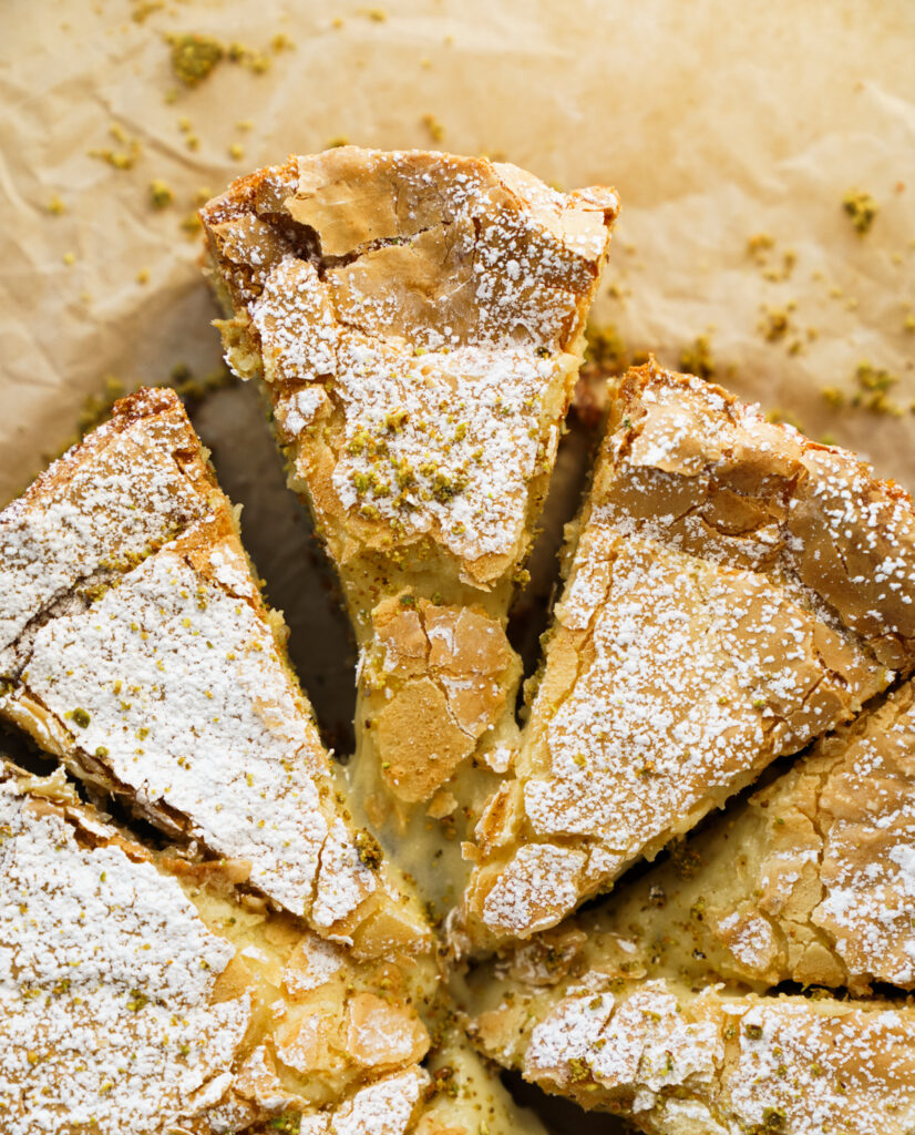 pistachio gooey butter cake